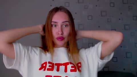 Amelia online show from May 25, 5:08 pm