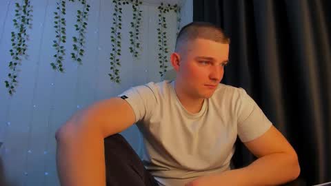 your_claddagh online show from March 28, 8:54 pm