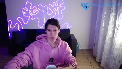 Fansly  online show from February 21, 8:45 pm