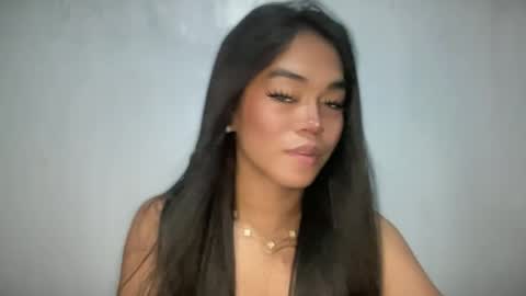 your_goddess_ayesha online show from June 19, 7:09 pm