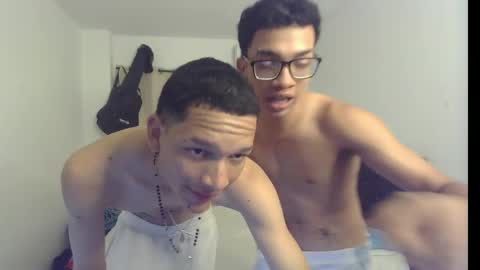 your_master7 online show from April 25, 3:52 am