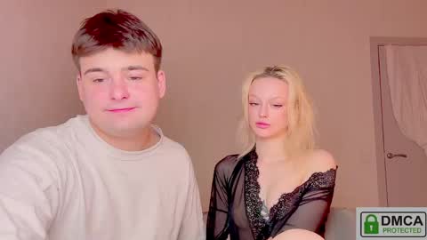 your_molly_mark online show from May 9, 10:49 pm
