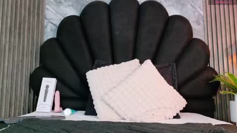 your_submissive_ online show from May 15, 7:54 pm
