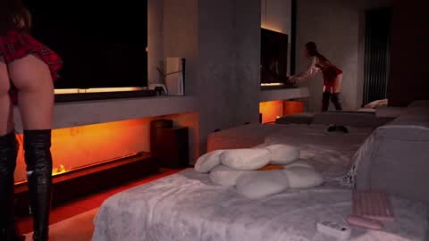 Alexis online show from March 26, 9:42 pm