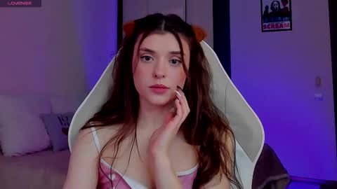 Anikka online show from February 15, 7:51 am