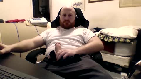 yourbewbs online show from December 11, 5:10 am