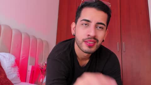 YOURBOYNEXTDOOR online show from December 27, 1:50 pm