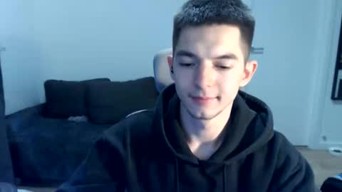 Snapshot of yourethan chatting on October 22, 8:32 pm yourethan online show from October 22, 8:32 pm