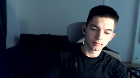 Snapshot of yourethan chatting on October 21, 6:33 pm yourethan online show from October 21, 6:33 pm