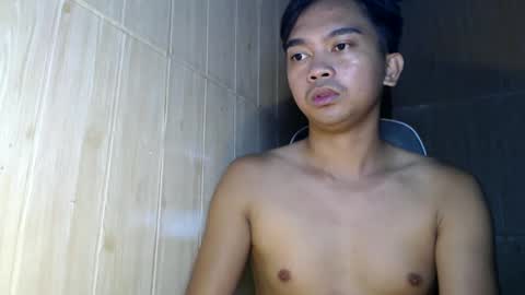 Snapshot of yourfantasyboyjr chatting on October 17, 4:55 pm i am your dream boy  JR  online show from October 17, 4:55 pm