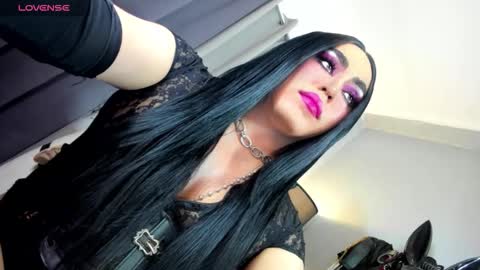  not into STINGY and CHEAP people online show from October 8, 4:40 am