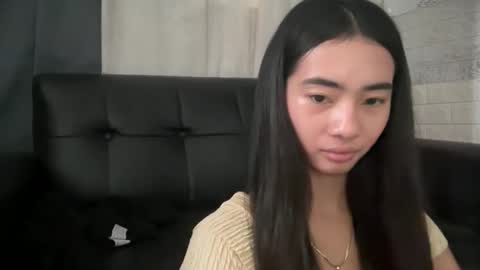 yourgirlsweet_kishia online show from May 16, 1:46 am