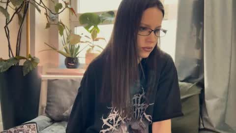 Aida online show from March 3, 10:17 am