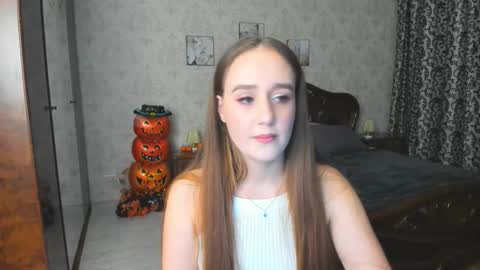 Mariam online show from November 1, 7:57 pm