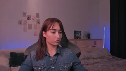 Jully online show from October 18, 6:34 pm