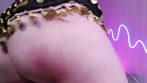 Amina online show from June 10, 5:34 pm