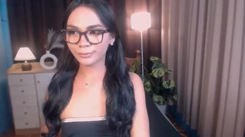 GODDESS ZOE online show from March 21, 4:11 pm