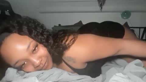 YOURMOMMY online show from March 27, 12:06 pm