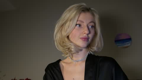 Eva online show from December 15, 3:45 am