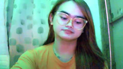 yourprincessthea online show from January 16, 9:18 am