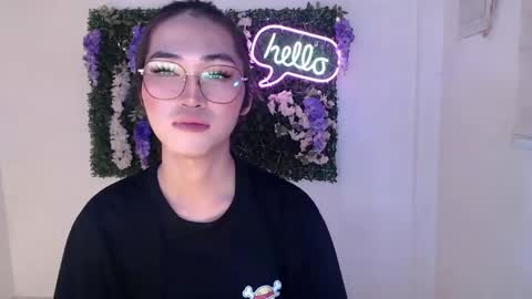 Snapshot of yoursexservice chatting on February 14, 2:39 am    online show from February 14, 2:39 am