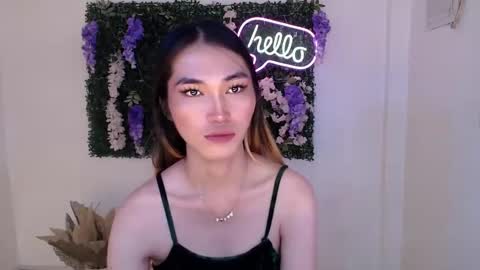 Snapshot of yoursexservice chatting on February 17, 1:36 am    online show from February 17, 1:36 am