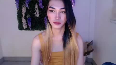 Snapshot of yoursexservice chatting on February 15, 1:10 am    online show from February 15, 1:10 am