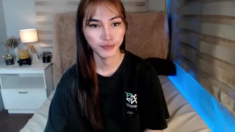 Snapshot of yoursexservice chatting on October 15, 12:36 am    online show from October 15, 12:36 am