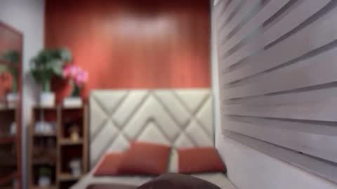 yoursluttyashxx online show from March 2, 6:58 am