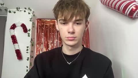 yoursweetyguy online show from January 12, 5:20 pm