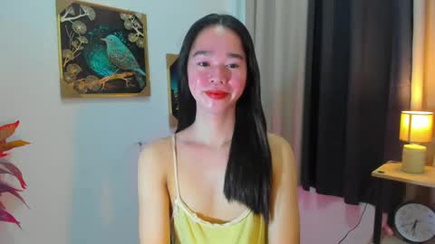 yourtinybunny online show from April 21, 10:33 am