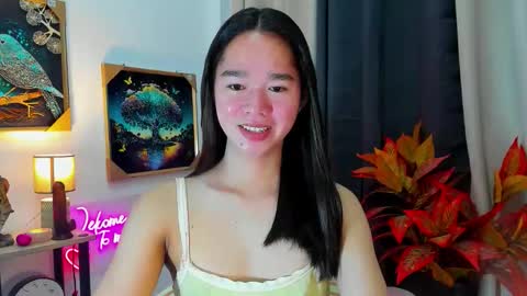 yourtinybunny online show from January 10, 10:43 am