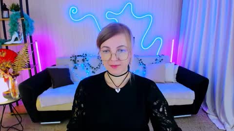 Alice online show from September 17, 4:38 am