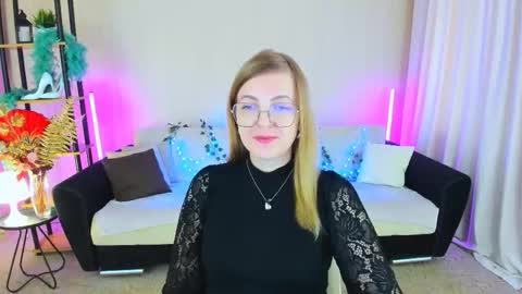 Alice online show from September 13, 9:34 am