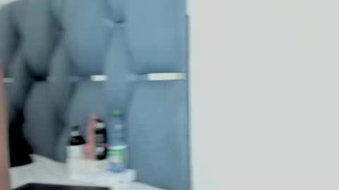 yourwife_anna online show from December 14, 9:04 am