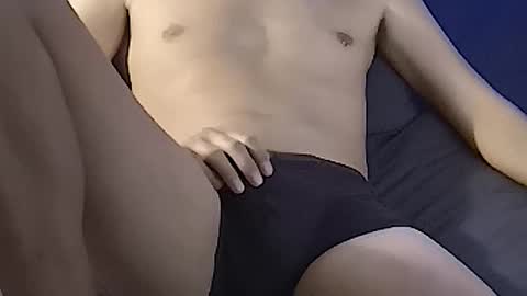 yousenses online show from February 4, 6:23 pm