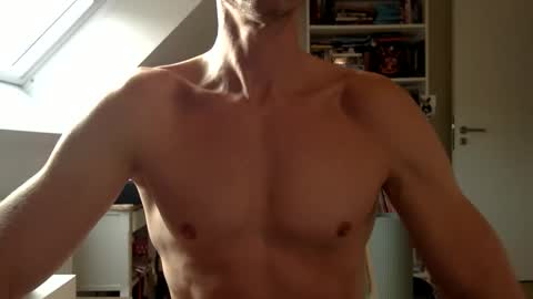 Snapshot of youvegotthis chatting on October 31, 2:28 pm youvegotthis online show from October 31, 2:28 pm