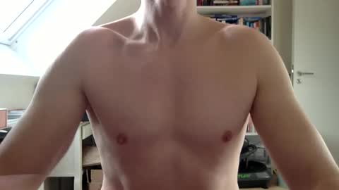 Snapshot of youvegotthis chatting on January 2, 12:46 pm youvegotthis online show from January 2, 12:46 pm