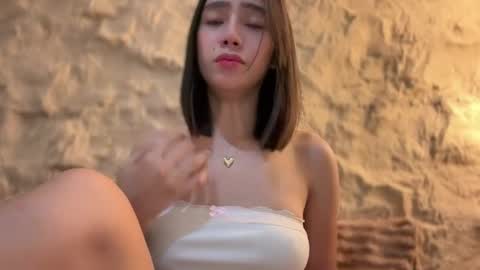 YowgineTheGreat online show from March 31, 9:54 am