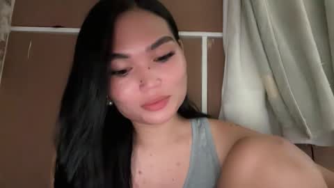 yrdrmgrl_jennie26 online show from November 25, 8:40 pm