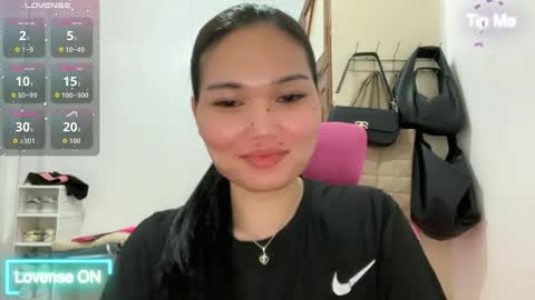 yrdrmgrl_jennie26 online show from March 17, 9:09 pm