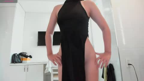 Yuki online show from May 12, 10:35 am