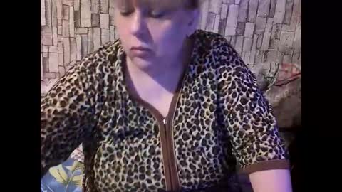 Snapshot of yulia1979 chatting on October 5, 5:05 am Yula online show from October 5, 5:05 am