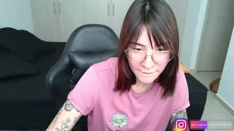 Snapshot of yulienne chatting on October 27, 9:37 pm Yulienne online show from October 27, 9:37 pm