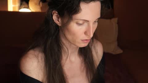 yulla dao online show from October 5, 6:59 pm