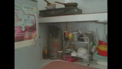 yumi123_ online show from September 19, 2:59 am