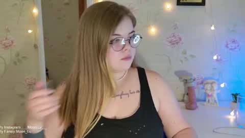 Polly online show from October 28, 4:52 pm