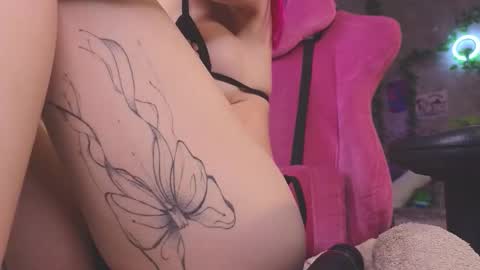 Lisa online show from October 6, 8:26 pm