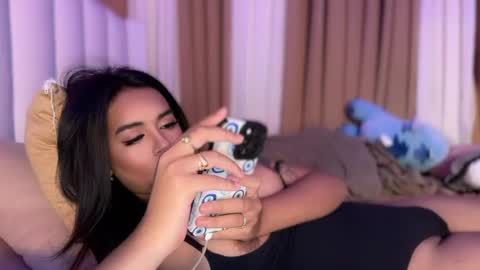 Goddes Renalyn online show from February 6, 9:50 pm