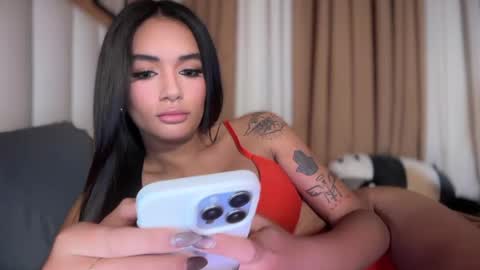 Goddes Renalyn online show from February 19, 8:13 am